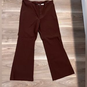 Flared short dress pants